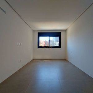 Apartamento com 97m², 2 dormitórios, 2 suítes, 1 vaga no Rosa dos Ventos em Torres para Comprar