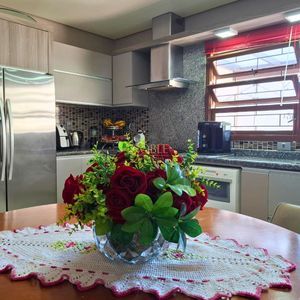 Casa, 3 dormitórios, 1 suíte, 2 vagas no bairro Stan em Torres para Comprar