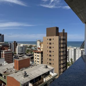 Apartamento com 123m², 3 dormitórios, 2 suítes, 2 vagas no Lê Classic em Torres para Comprar