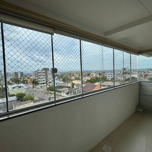 Apartamento com 90m², 2 dormitórios, 1 suíte, 1 vaga no Edifício San Dilin em Torres para Comprar