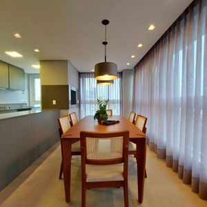 Apartamento com 102m², 3 dormitórios, 1 suíte, 2 vagas no Maui Residencial em Torres para Comprar
