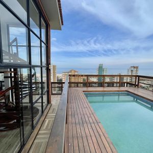 Cobertura com 380m², 4 dormitórios, 3 suítes, 2 vagas no Porto do Sol em Torres para Comprar