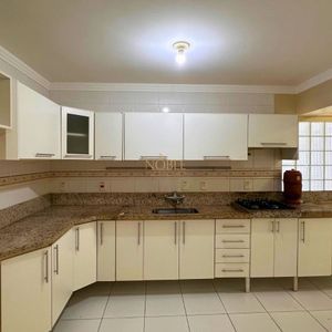 Apartamento com 117m², 3 dormitórios, 3 suítes, 1 vaga no Lex Center em Torres para Comprar