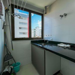 Apartamento com 65m², 2 dormitórios, 1 suíte, 1 vaga no Del Porto em Torres para Comprar