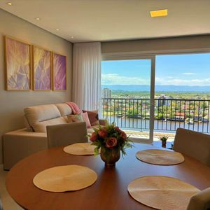 Apartamento com 91m², 2 dormitórios, 2 suítes, 2 vagas no Toronto em Torres para Comprar