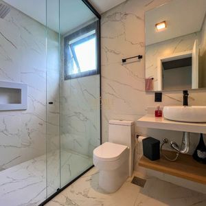 Casa de Condomínio com 350m², 3 dormitórios, 3 suítes, 2 vagas no Condomínio Ilhas Park em Torres para Comprar