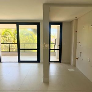 Apartamento com 106m², 3 dormitórios, 1 suíte, 2 vagas no Casa do Sol em Torres para Comprar