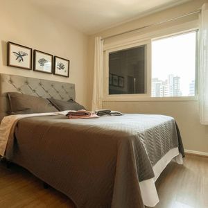 Duplex com 330m², 4 dormitórios, 1 suíte, 2 vagas no Marimar em Torres para Comprar