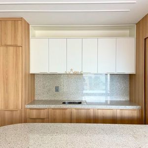 Apartamento com 106m², 3 dormitórios, 1 suíte, 2 vagas no Toronto em Torres para Comprar