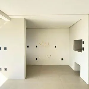 Apartamento com 72m², 2 dormitórios, 1 suíte, 1 vaga no Majestic Residencial em Torres para Comprar