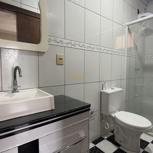 Casa, 3 dormitórios, 1 suíte, 2 vagas no bairro Igra Sul em Torres para Comprar