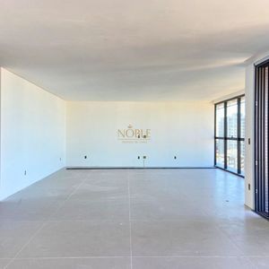 Apartamento com 200m², 3 dormitórios, 3 suítes, 3 vagas no Vanguard em Torres para Comprar