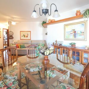 Apartamento com 123m², 3 dormitórios, 1 suíte, 1 vaga no Antares em Torres para Comprar