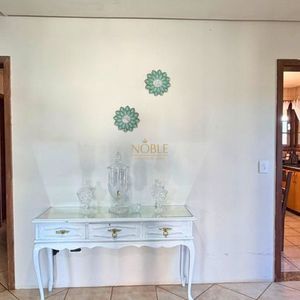 Casa, 6 dormitórios, 1 suíte, 4 vagas no bairro Stan em Torres para Comprar