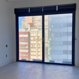Apartamento com 207m², 4 dormitórios, 4 suítes, 2 vagas no Domus em Torres para Comprar