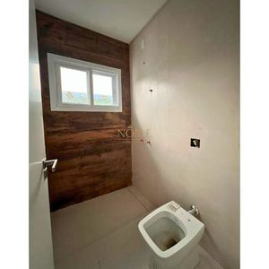 Casa de Condomínio com 170m², 4 dormitórios, 4 suítes, 2 vagas no Reserva das Águas em Torres para Comprar