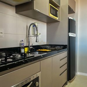 Apartamento com 65m², 2 dormitórios, 1 suíte, 1 vaga no Del Porto em Torres para Comprar