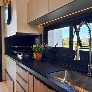 Casa de Condomínio com 196m², 3 dormitórios, 3 suítes, 2 vagas no Reserva das Águas em Torres para Comprar