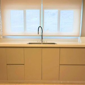 Casa com 180m², 3 dormitórios, 1 suíte, 4 vagas no bairro Novo Passo em Passo de Torres para Comprar