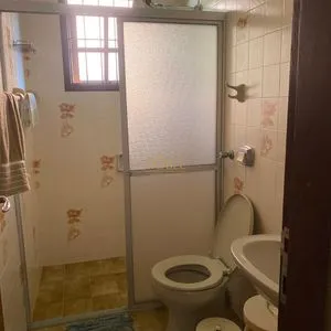 Casa com 247m², 5 dormitórios, 3 suítes, 3 vagas no bairro Praia Grande em Torres para Comprar