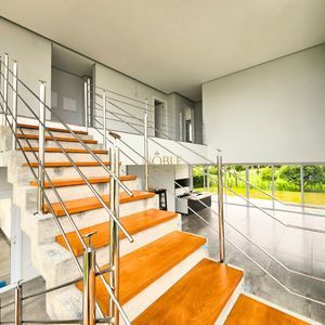 Casa de Condomínio com 357m², 5 dormitórios, 5 suítes, 2 vagas no Ocean Side em Torres para Comprar