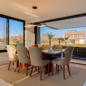 Casa de Condomínio com 375m², 4 dormitórios, 4 suítes, 2 vagas no Condomínio Ilhas Park em Torres para Comprar