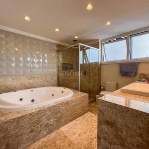 Apartamento com 296m², 4 dormitórios, 4 suítes, 3 vagas no Infinity Ocean em Torres para Comprar