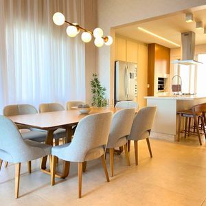 Casa com 230m², 3 dormitórios, 3 suítes, 4 vagas no Reserva das Águas em Torres para Comprar