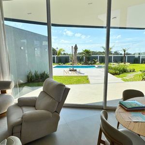Casa de Condomínio com 308m², 4 dormitórios, 2 suítes, 2 vagas no Vilas do Mar em Passo de Torres para Comprar