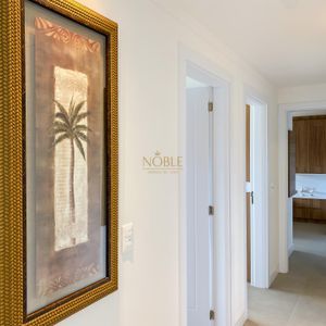 Apartamento com 108m², 3 dormitórios, 1 suíte, 2 vagas no Residencial DI Capri em Torres para Comprar