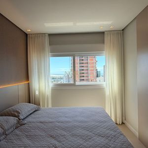 Apartamento com 70m², 2 dormitórios, 1 suíte, 2 vagas no Toronto em Torres para Comprar