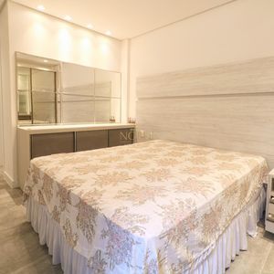 Apartamento com 128m², 3 dormitórios, 1 suíte, 2 vagas no Casa Carmel em Torres para Comprar