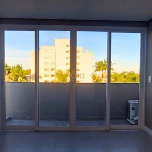 Cobertura com 173m², 3 dormitórios, 3 suítes, 2 vagas no Açucena em Torres para Comprar