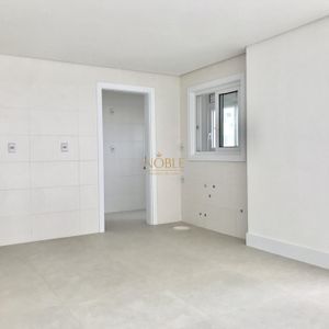 Apartamento com 130m², 3 dormitórios, 1 suíte, 2 vagas no Monterrey em Torres para Comprar