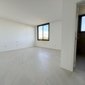 Casa de Condomínio, 5 dormitórios, 5 suítes, 2 vagas no Ocean Side em Torres para Comprar