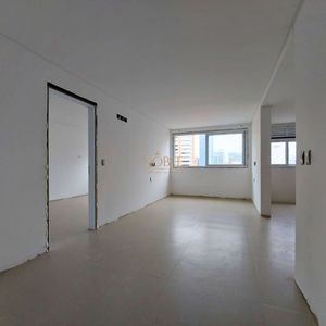 Apartamento com 84m², 1 dormitório, 1 suíte, 1 vaga no Punta Del Sole em Torres para Comprar