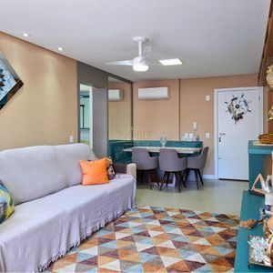 Apartamento com 72m², 2 dormitórios, 1 suíte, 2 vagas no San Pietro em Torres para Comprar