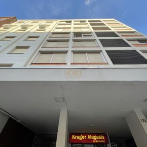 Apartamento com 150m², 3 dormitórios, 1 vaga no Edifício José Picoral em Torres para Comprar