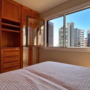 Apartamento com 150m², 3 dormitórios, 1 suíte, 1 vaga no Torre de La Cité em Torres para Comprar
