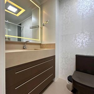 Apartamento com 86m², 2 dormitórios, 1 suíte, 2 vagas no Mônaco em Torres para Comprar