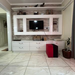 Apartamento com 63m², 2 dormitórios, 1 suíte, 1 vaga no Goulart em Torres para Comprar