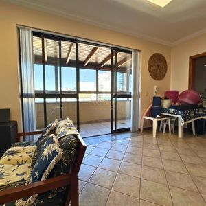 Cobertura com 400m², 4 dormitórios, 1 suíte, 2 vagas no Residencial da Barra em Torres para Comprar