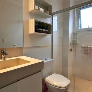 Apartamento com 70m², 2 dormitórios, 1 suíte, 1 vaga no Monet em Torres para Comprar