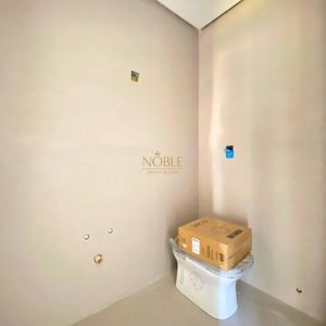 Apartamento com 165m², 3 dormitórios, 3 suítes, 3 vagas no Vanguard em Torres para Comprar