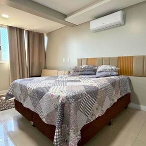 Apartamento com 75m², 2 dormitórios, 1 suíte, 1 vaga no Arca em Torres para Comprar