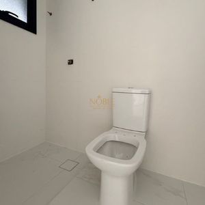 Apartamento com 88m², 2 dormitórios, 2 suítes, 2 vagas no LONDON em Torres para Comprar