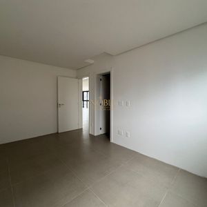 Apartamento com 94m², 2 dormitórios, 2 suítes, 2 vagas no Origem em Torres para Comprar