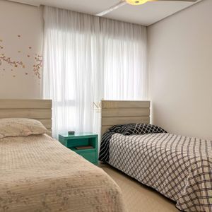 Apartamento com 89m², 2 dormitórios, 1 suíte, 1 vaga no Michelângelo em Torres para Comprar