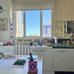 Cobertura com 198m², 3 dormitórios, 1 suíte, 2 vagas no Solar da Praça em Torres para Comprar