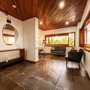 Apartamento com 122m², 3 dormitórios, 1 suíte, 1 vaga no Villa del Mar em Torres para Comprar